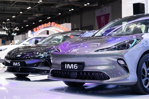 上汽智电军团亮相2025香港车博会,加速全球化战略布局