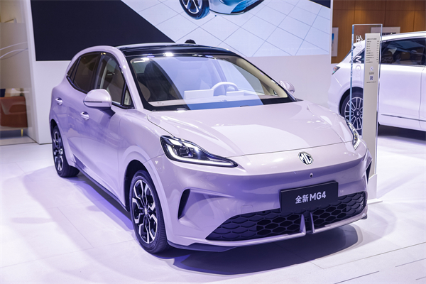 懂车更懂你 上汽集团亮相2025世界智能网联汽车大会