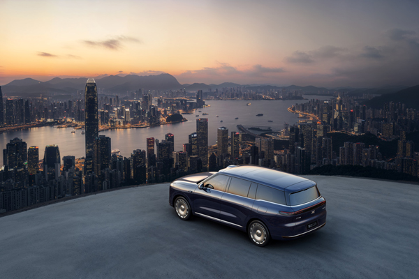 32.28万元起!上汽旗舰大六座•智己LS9震撼上市