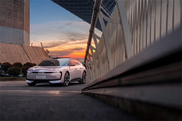 上汽集团:好企业应该具备的三重特质