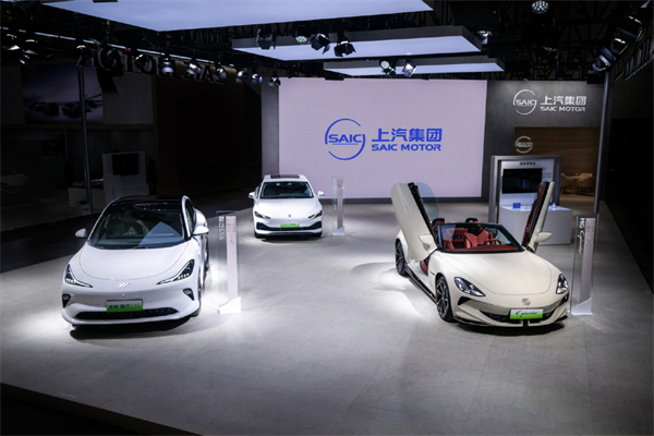 当技术开花、改革结果:上汽的“硬核反攻”